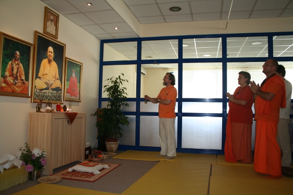 opening_ceremony_Novi_Sad_ashram_small_IMG_5175