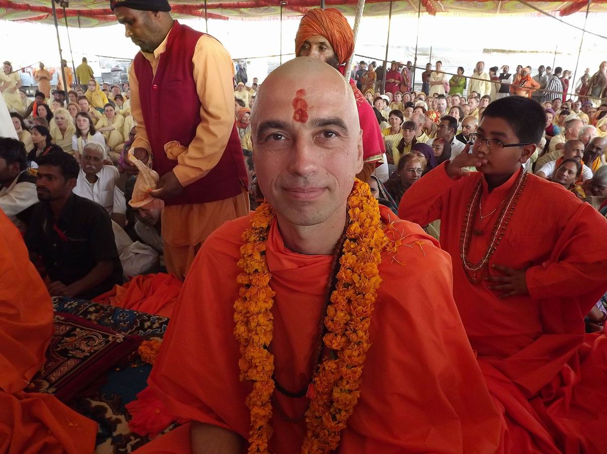 Mahamandaleshwar Swami Gyaneshwar Puri Ji