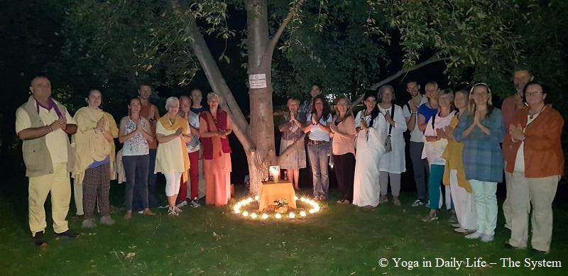 2018 vienna peace prayer at 1st vienna peace tree