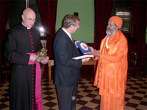 Premier Rann receives Biography of Bhagwan Mahaprabhuji