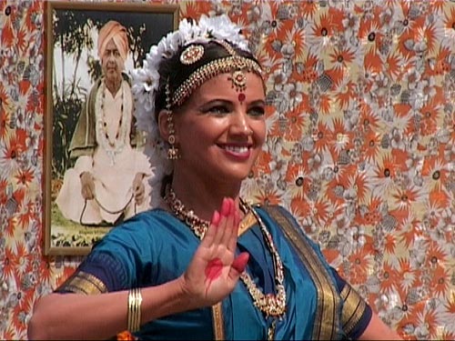 Bhakti Devi performing Classical Indian dance