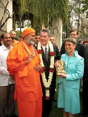 His Holiness Swamiji with President of Austria, Heinz Fischer and his wife Margit Fischer