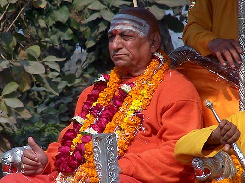 His Holiness Mahamandaleshwar Swami Niranjanandaji Maharaj