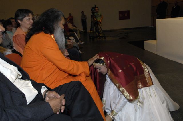 His Holiness Swamiji and Radha Madhavi, Katak dancer 