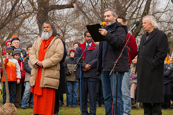 Planting a Peace Tree in Prague